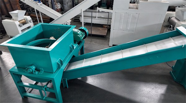 Horizontal soap blender machine, raw material mixing and conveying unit for soap manufacturing