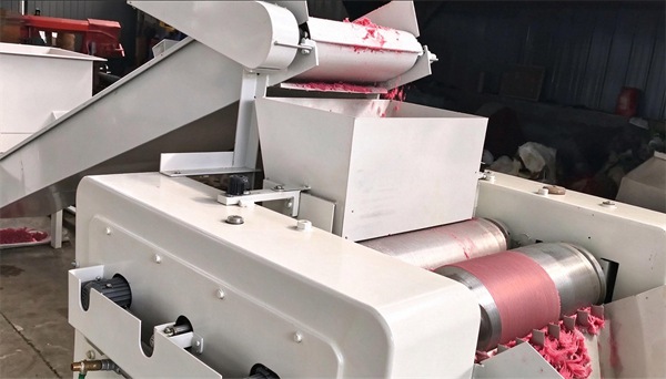 Double roller soap refining machine for solid soap production